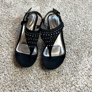 Black DexFlex by Dexter Wedged Sandals Size 7.5